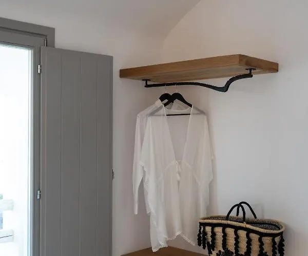 La Ponta & Akrotírion