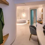 アパートホテル La Ponta & 4*