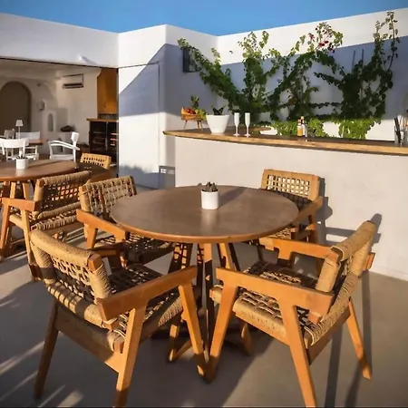 La Ponta & Akrotiri (Santorini)